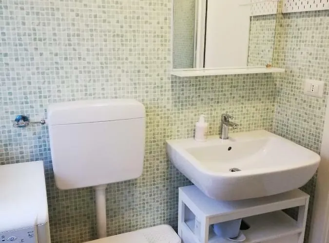 Via Funicolare شقة