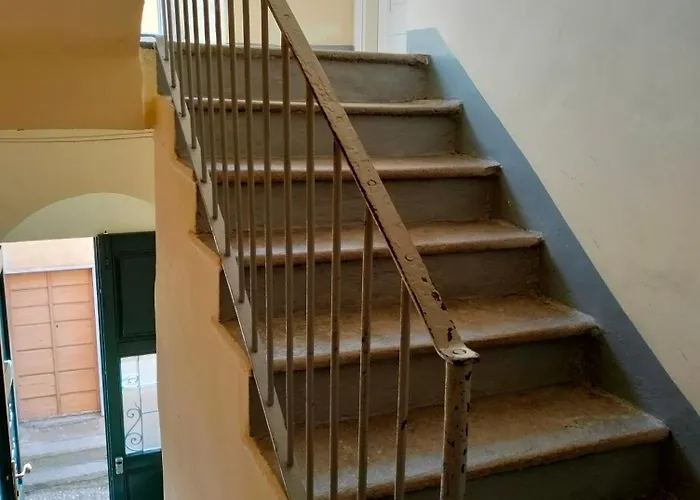 Via Funicolare بروناتي
